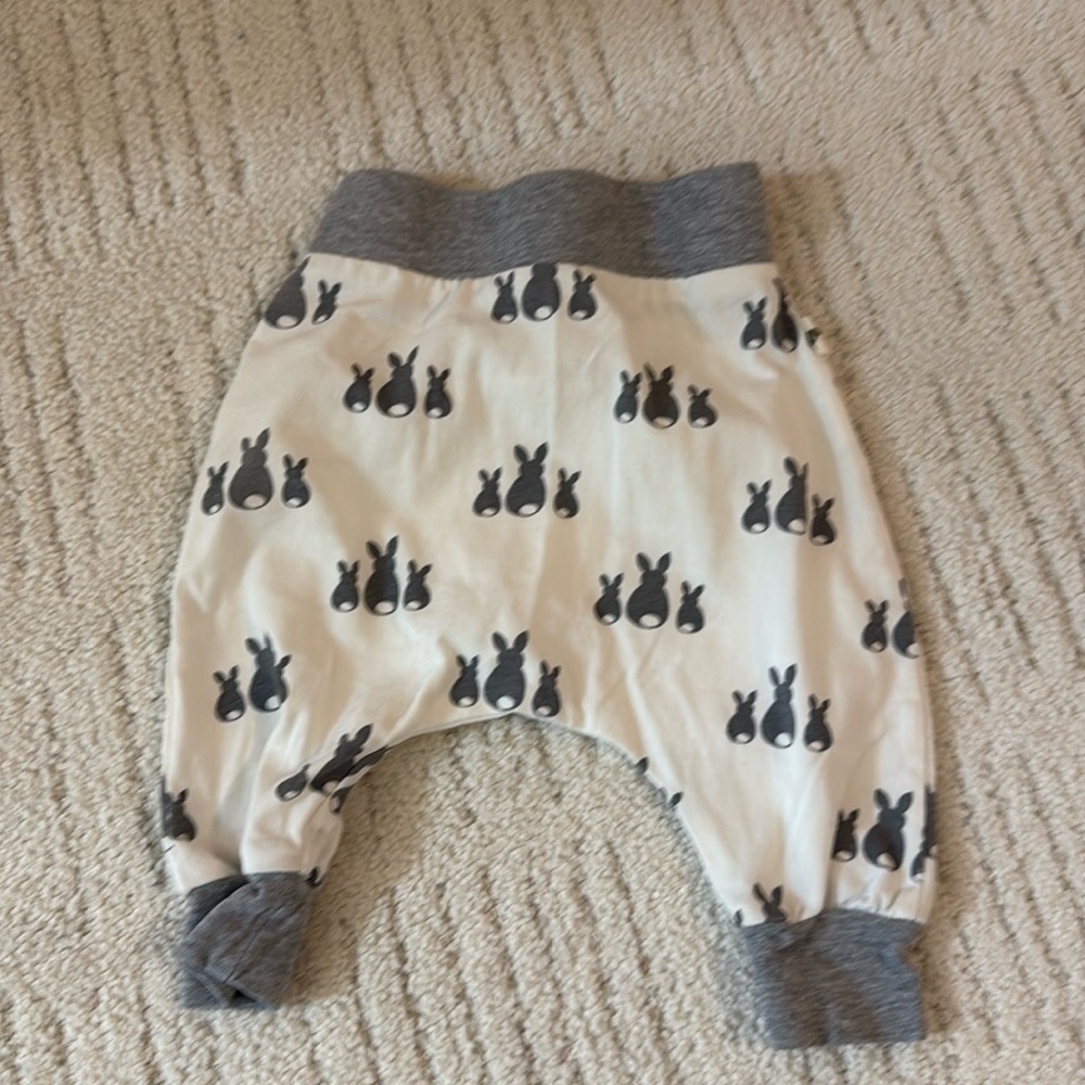 Monica & Andy bunny butt pants!